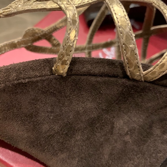 Salvatore Ferragamo Gold Reptile & Brown Suede - Picture 4 of 6